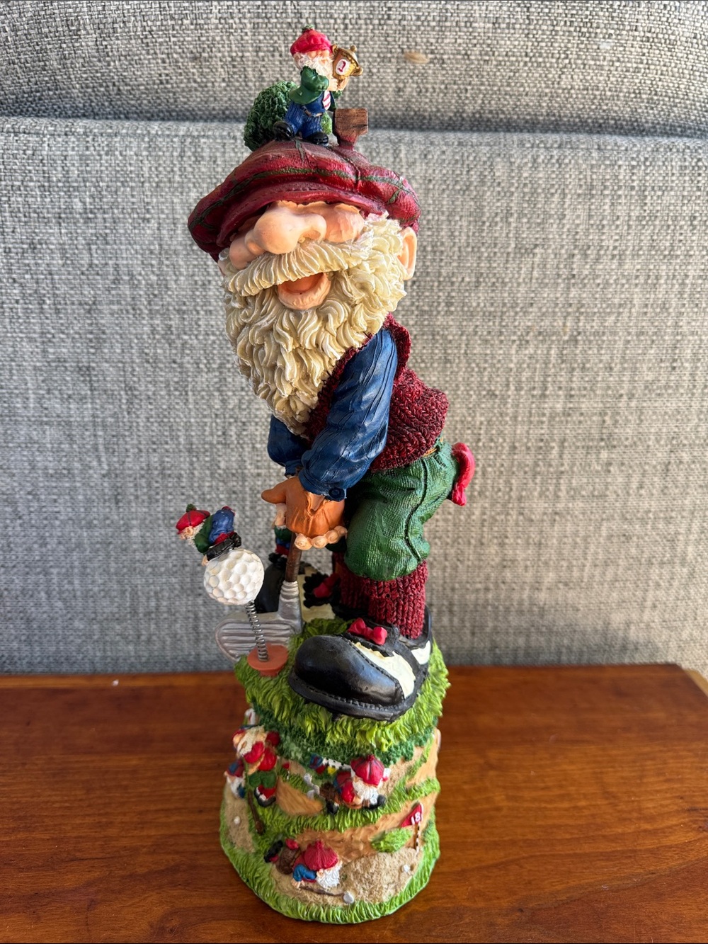 Rare Large 15” Vintage “Santa Goes Golfing” Holiday Decor Resin Figurine